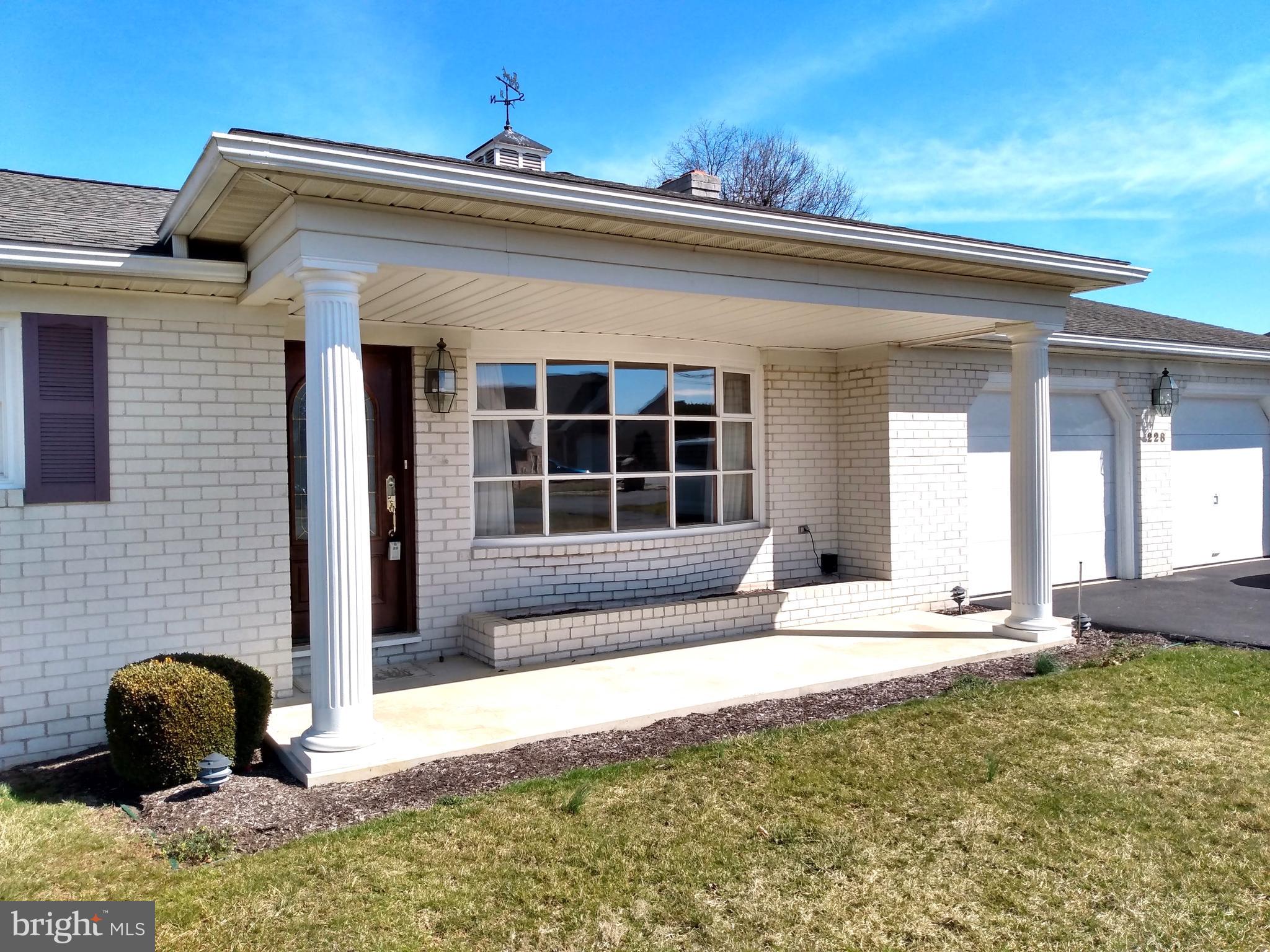 228 Mill Road Chambersburg, PA 17201 - Photo 2 of 32 Front Porch