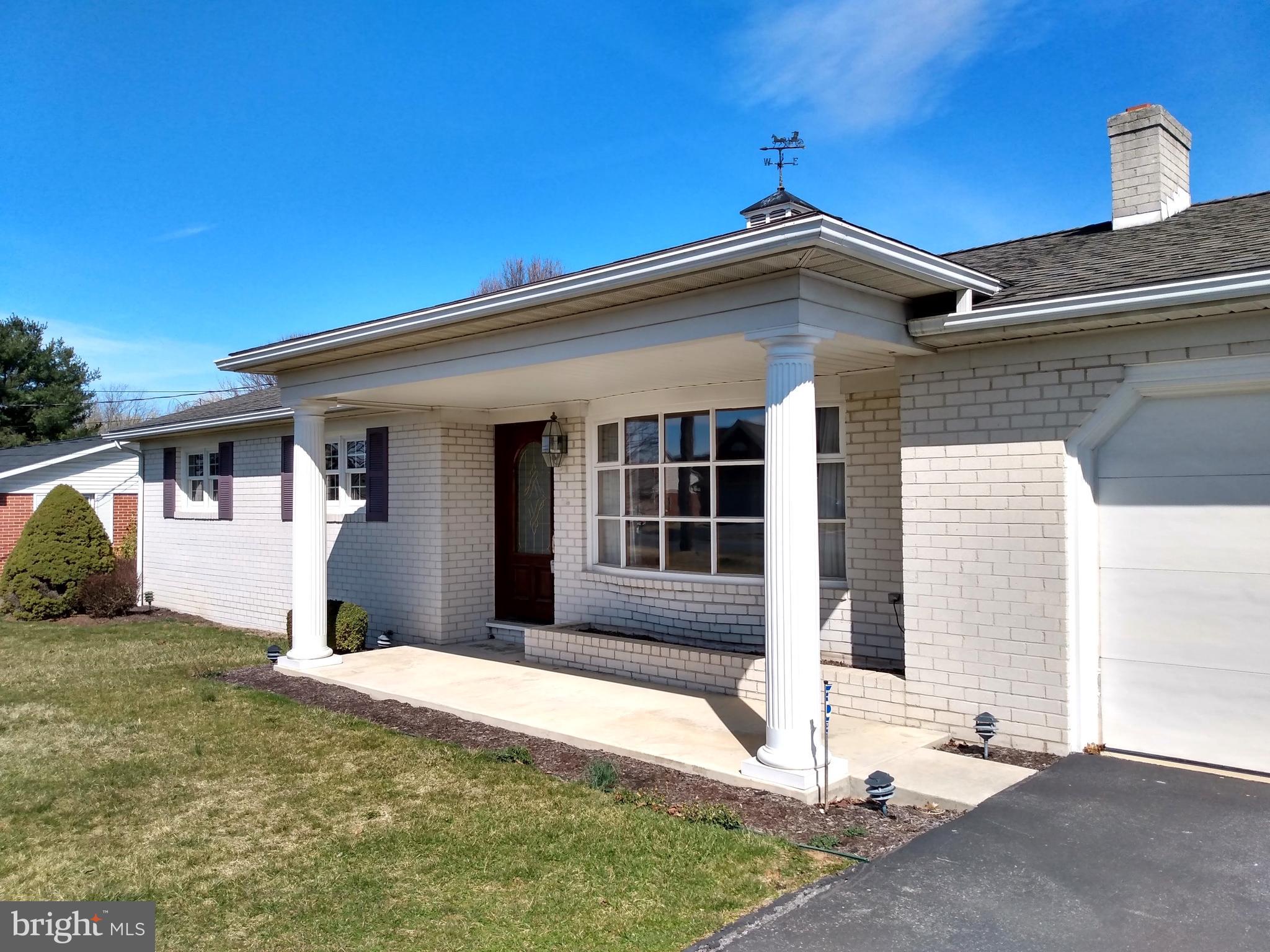 228 Mill Road Chambersburg, PA 17201 - Photo 30 of 32 Front Porch