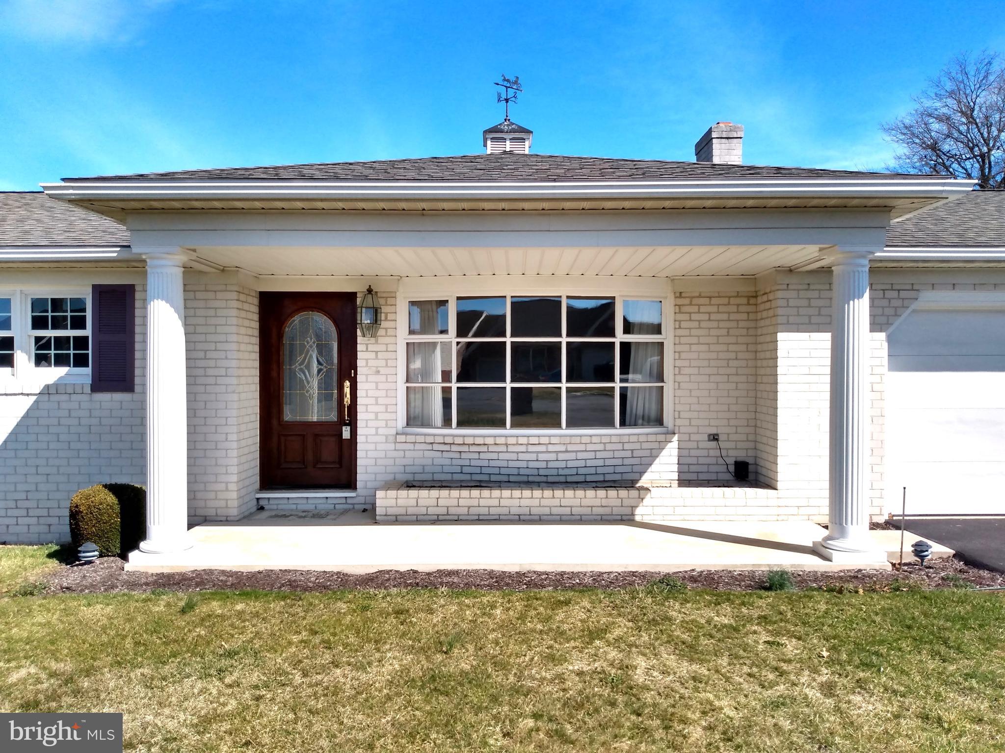 228 Mill Road Chambersburg, PA 17201 - Photo 3 of 32 Front Porch