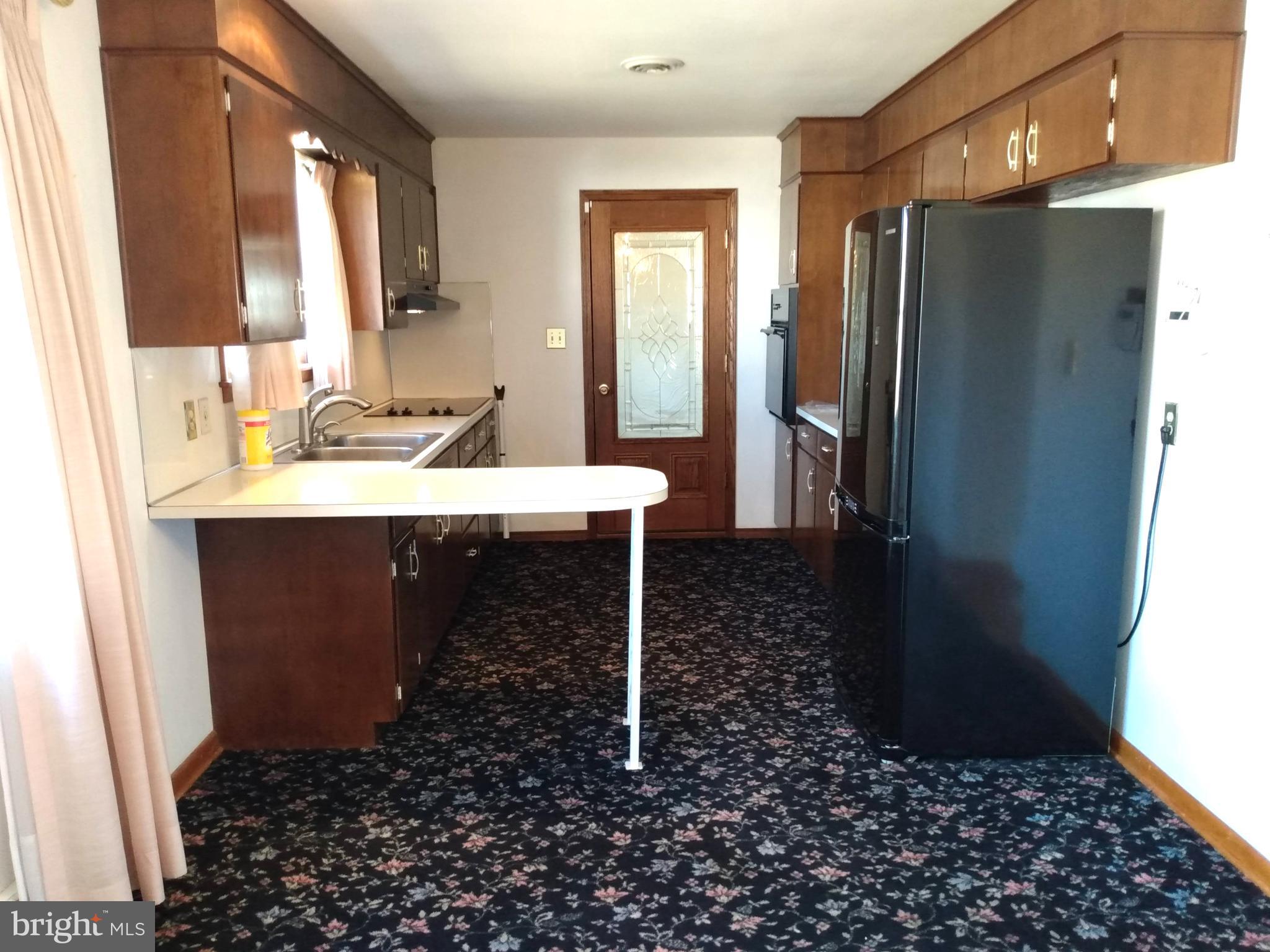 228 Mill Road Chambersburg, PA 17201 - Photo 9 of 32 Kitchen