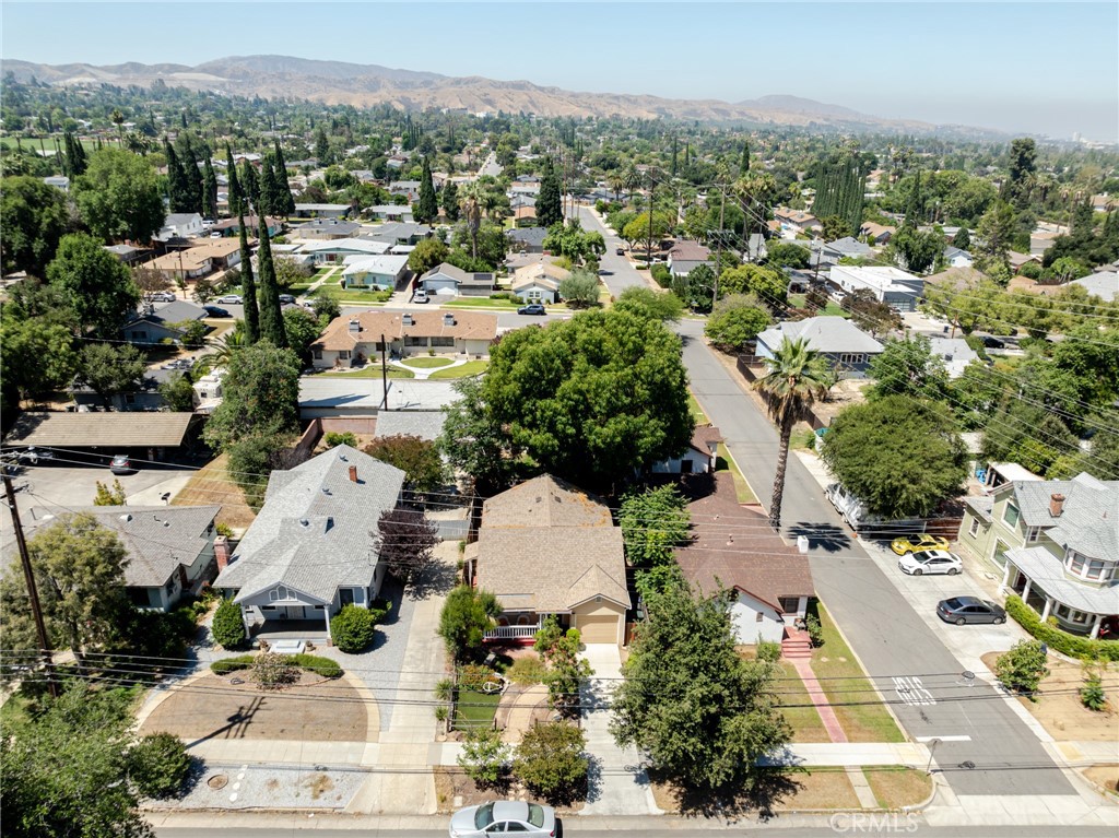 306 South Center Street Redlands, CA 92373 - Photo 22 of 23