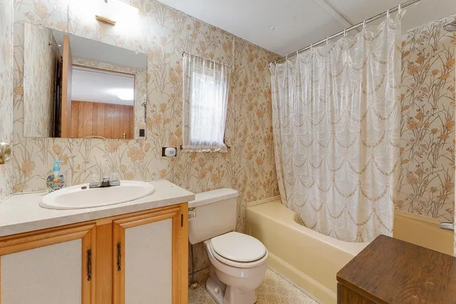 $210,000 | 231 Cottonville Lane, Coloma, WI 54930