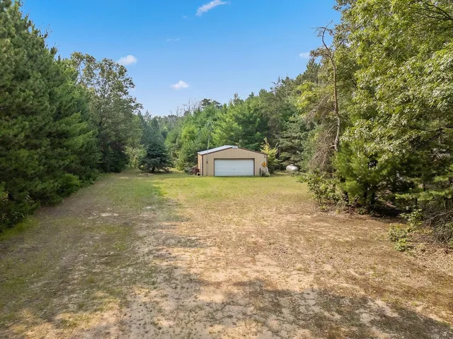 $210,000 | 231 Cottonville Lane, Coloma, WI 54930