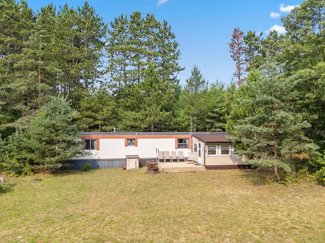 $210,000 | 231 Cottonville Lane, Coloma, WI 54930