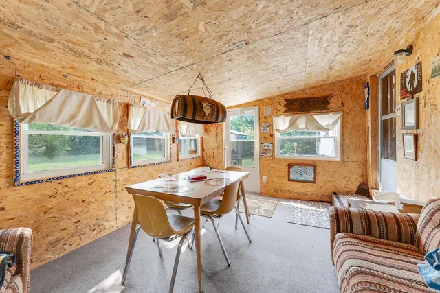 $210,000 | 231 Cottonville Lane, Coloma, WI 54930