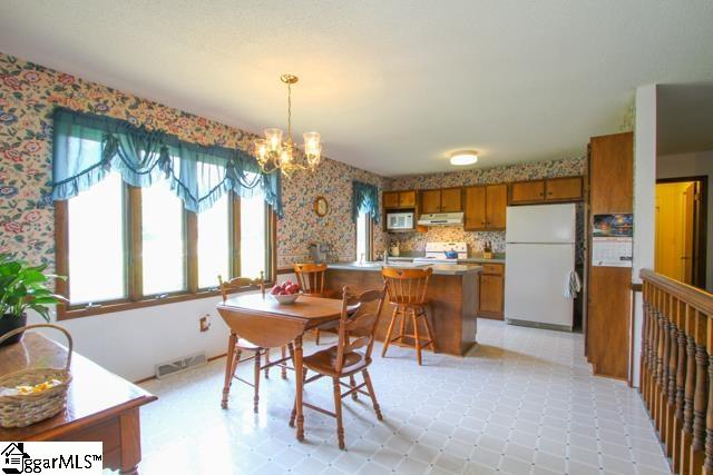 208 Buckingham Road Easley, SC 29640 - Photo 6 of 25 Gallery Image 6
