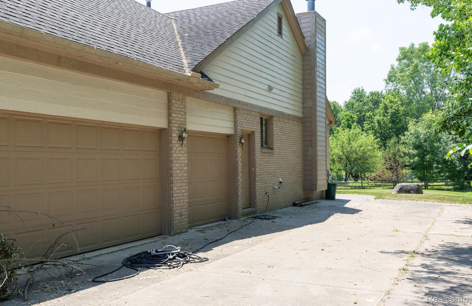 35557 7 Mile Livonia, MI 48152 - Photo 25 of 32 35557WSevenMileRd-46.jpg