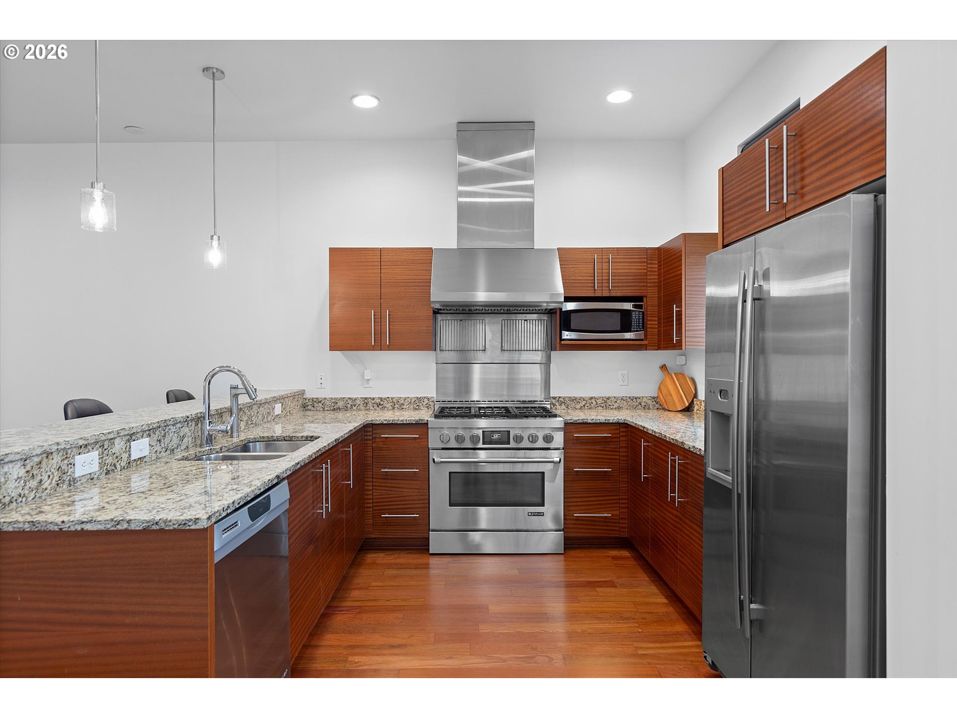 1728 Northwest Riverscape Street Portland, OR 97209 - Photo 8 of 44