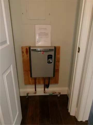 $149,900 | 107 East 7th Street, Urich, MO 64788