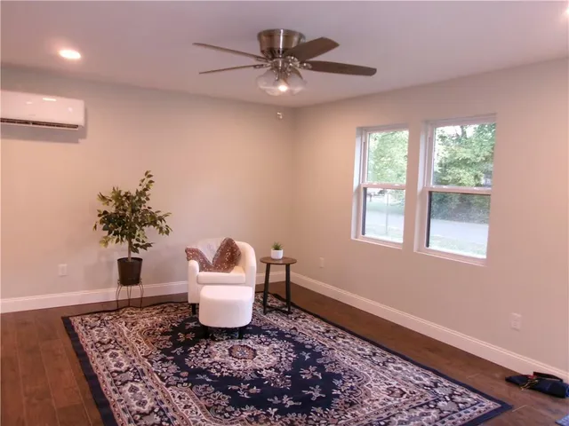 $149,900 | 107 East 7th Street, Urich, MO 64788