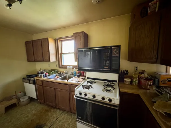$99,900 | 1079 Brewster Road, Amboy, IL 61310