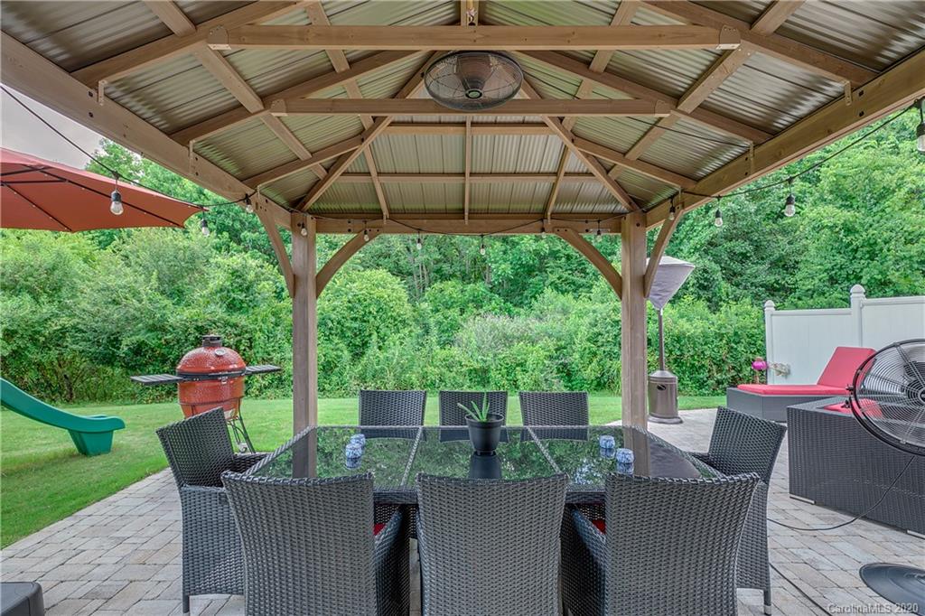6743 Dusty Saddle Road Charlotte, NC 28277 - Photo 39 of 47 a outdoor view with a sitting space