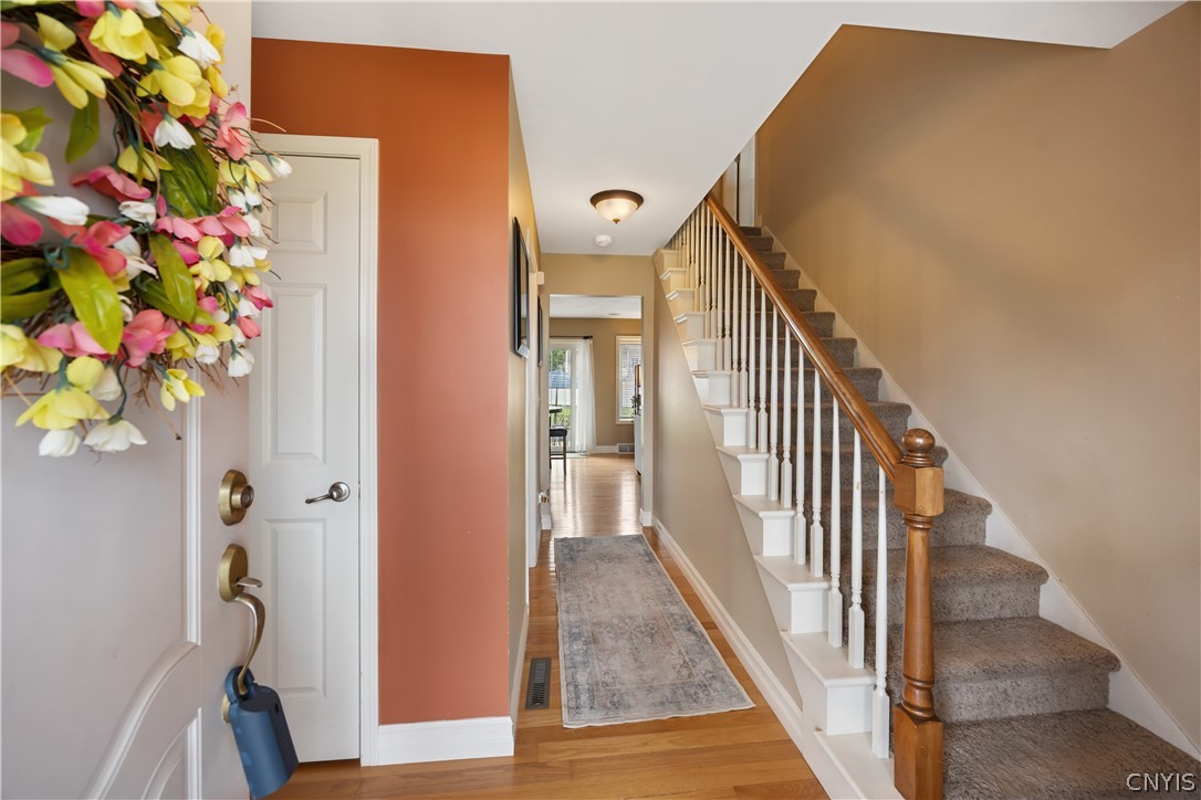 114 Willow Tree Terrace Oneida, NY 13421 - Photo 7 of 47