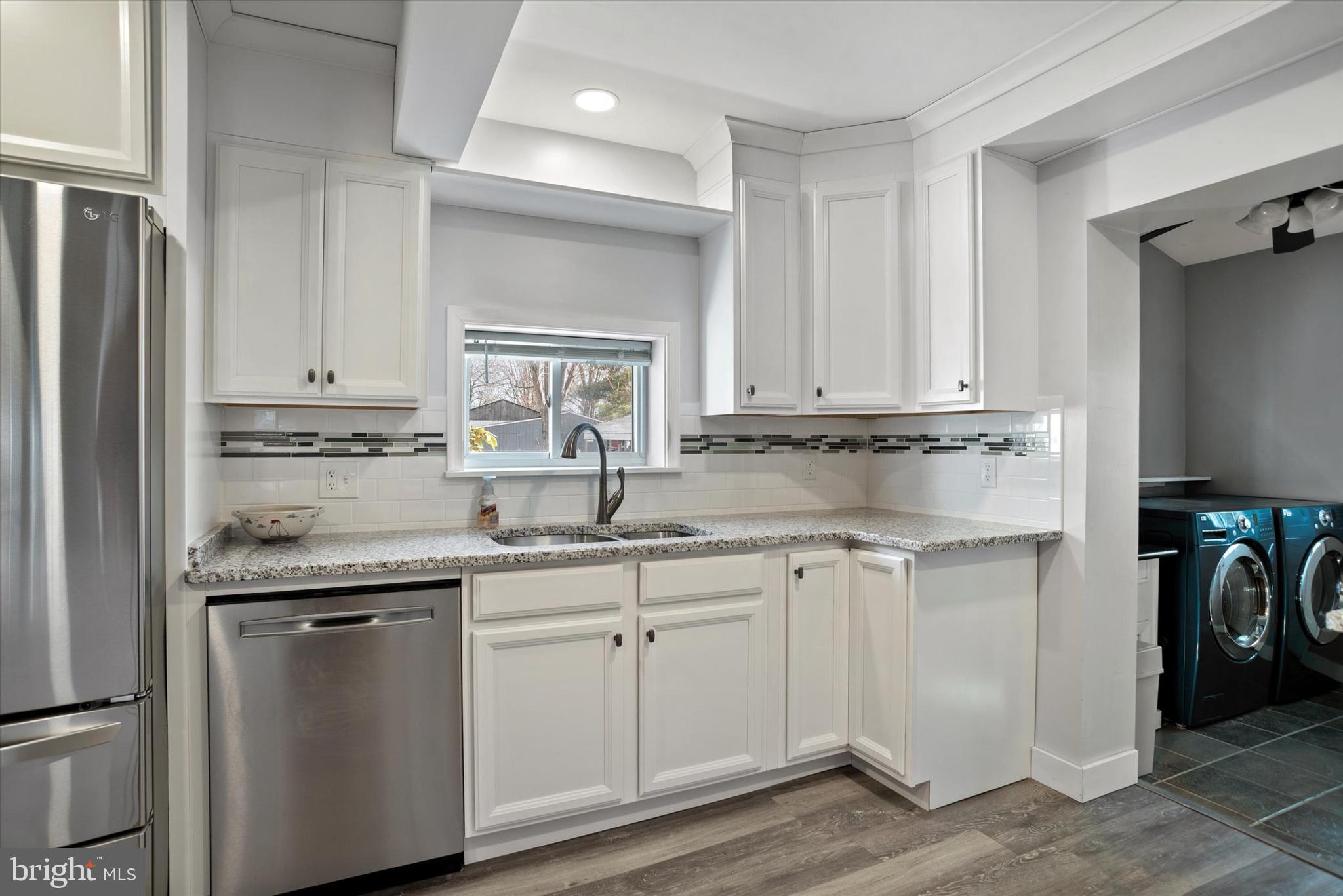 13230 Susquehanna Road Middle River, MD 21220 - Photo 17 of 37 Gourmet Kitchen