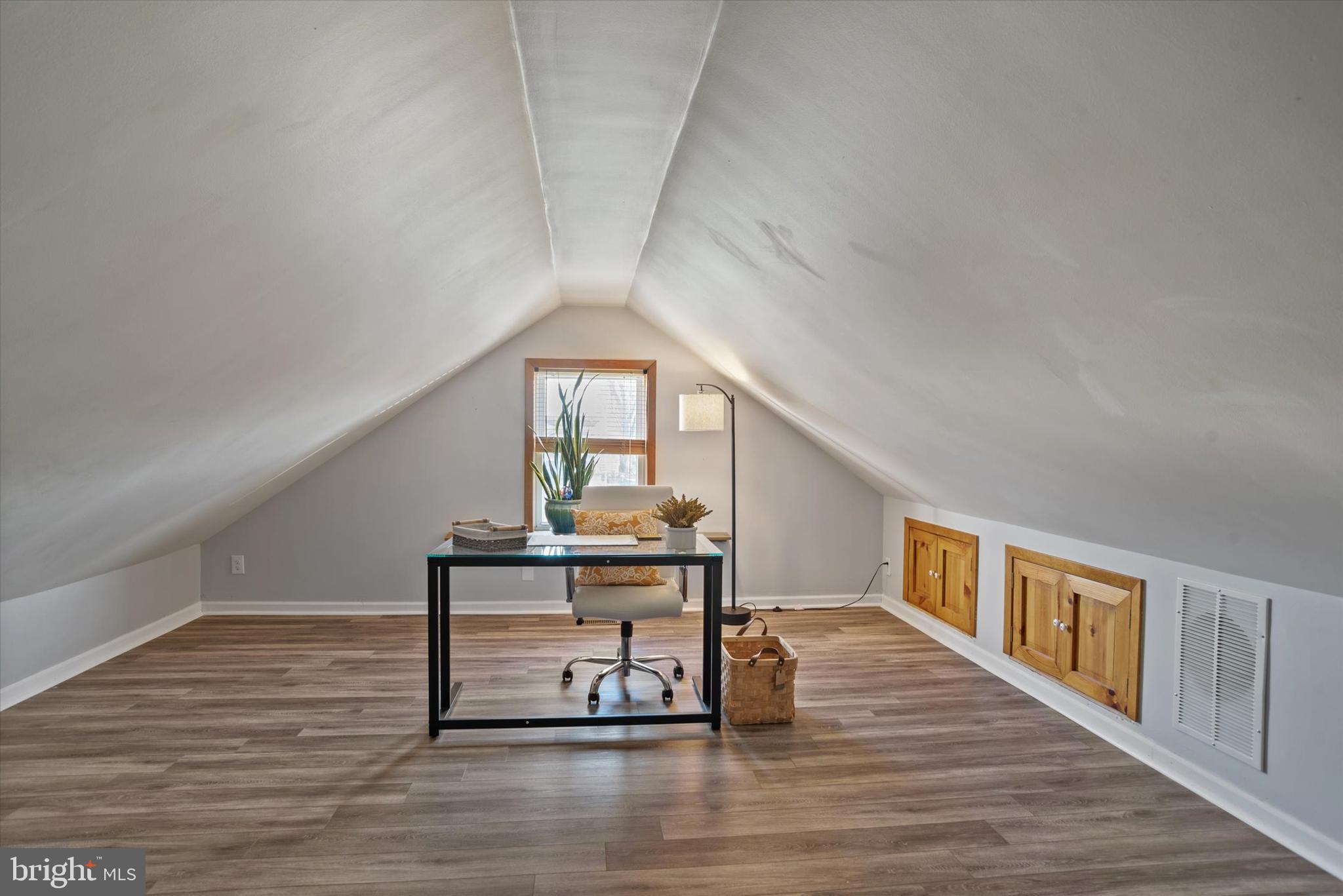13230 Susquehanna Road Middle River, MD 21220 - Photo 22 of 37 upstairs office/bonus room