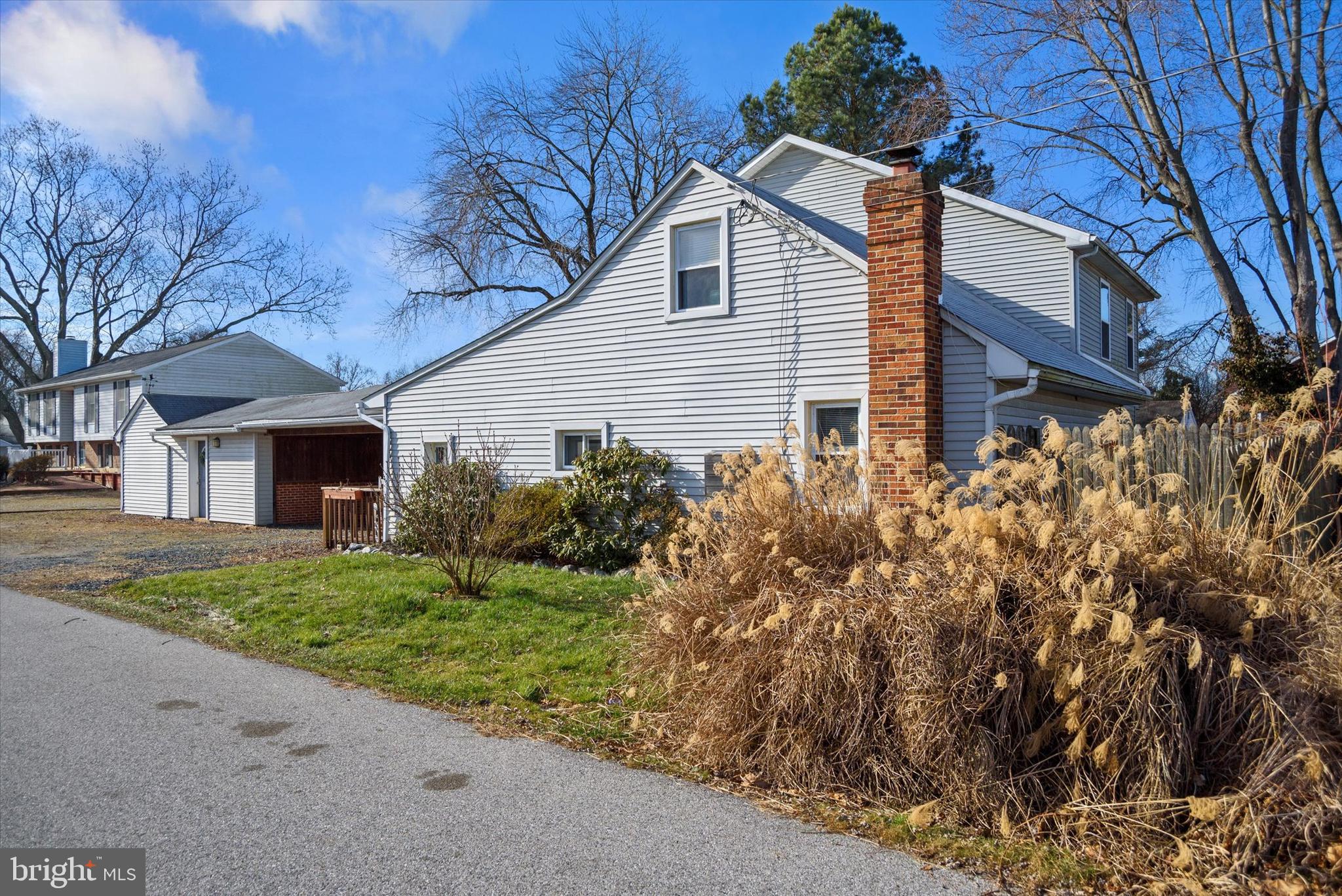 13230 Susquehanna Road Middle River, MD 21220 - Photo 37 of 37 Front/side yard