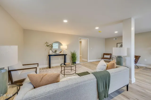 $329,900 | 166 Ebenezer Road, Chuckey, TN 37641