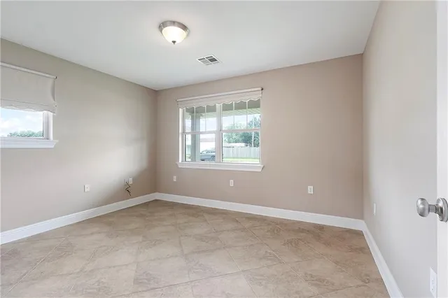 $219,900 | 8829 Livingston Avenue, Chalmette, LA 70043