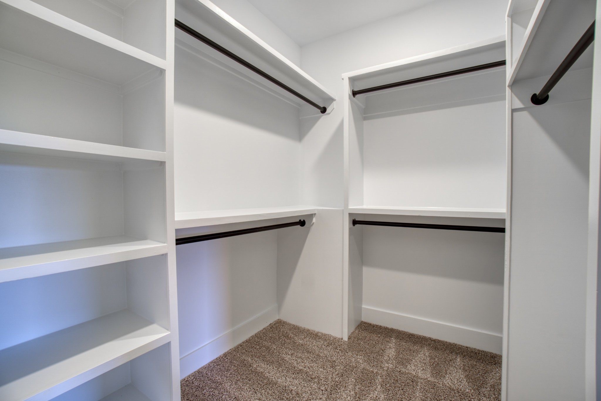 5691 Minnis Road Springfield, TN 37172 - Photo 17 of 19 a view of closet
