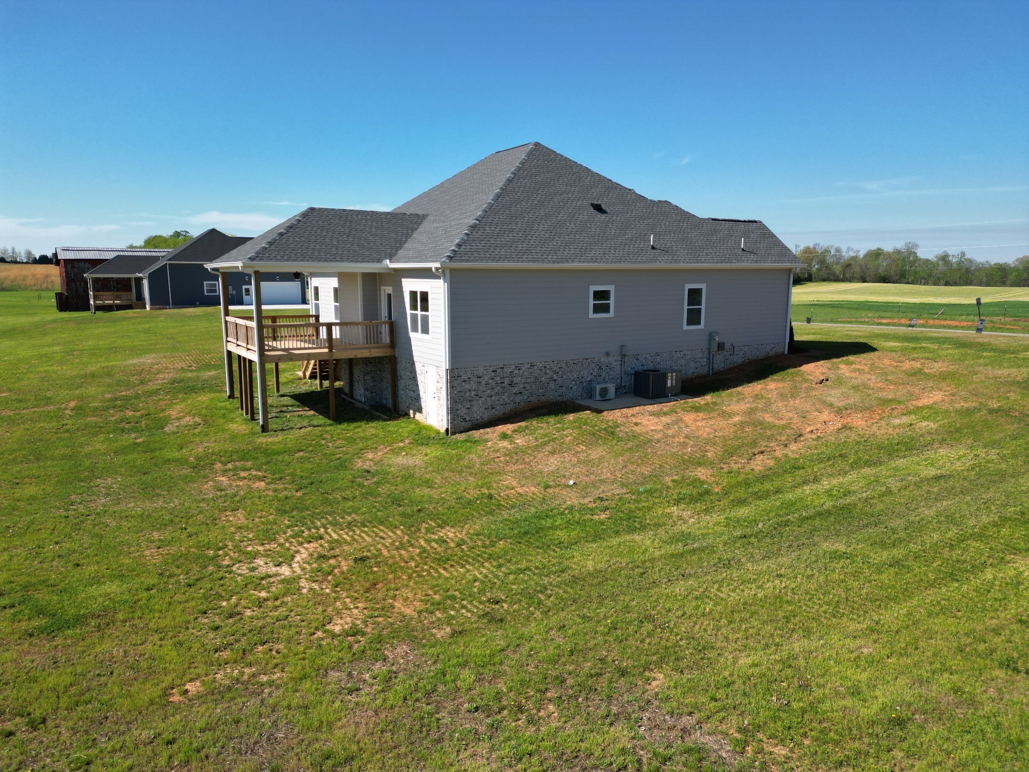 5691 Minnis Road Springfield, TN 37172 - Photo 4 of 19 a house view with a garden space
