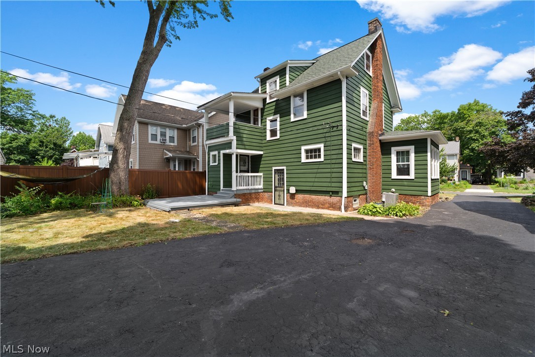 3000 Yorkshire Road Cleveland Heights, OH 44118 - Photo 37 of 38 Gallery Image 37