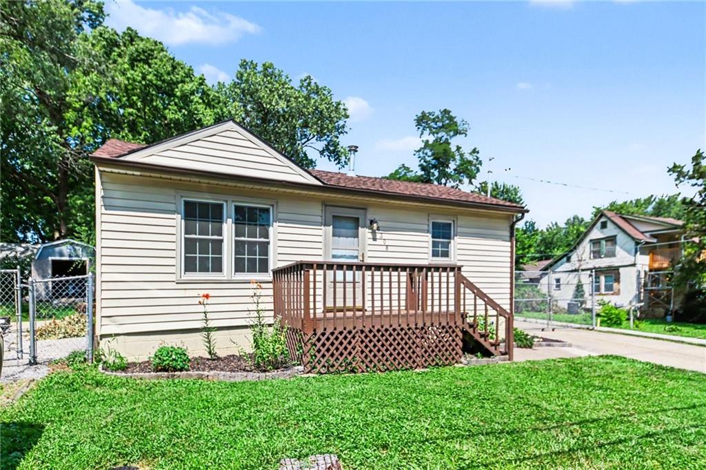 6308 Ravena Road Liberty, MO 64068 - Photo 1 of 19