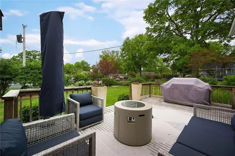 $599,000 | 4819 West 65th Street, Prairie Village, KS 66208