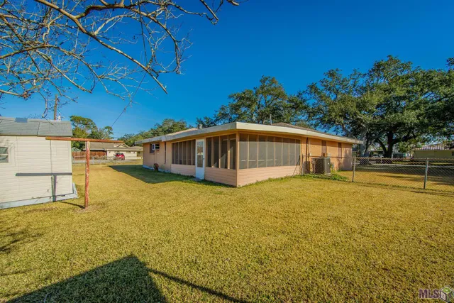 $185,000 | 611 Broadmoor Avenue, Houma, LA 70364
