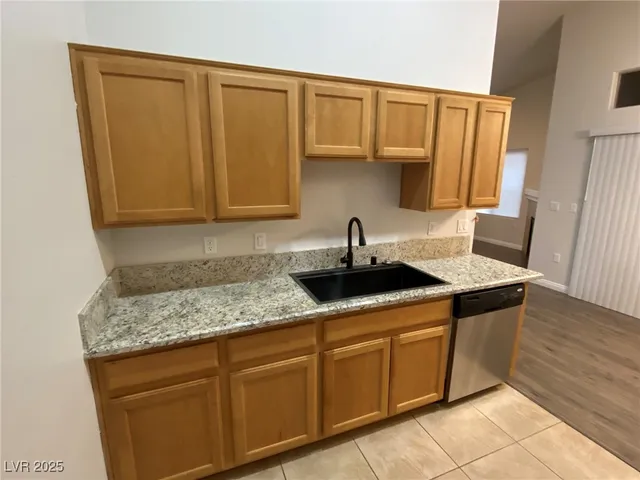 $1,595 | 8805 Jeffreys Street, Unit 2015, Las Vegas, NV 89123