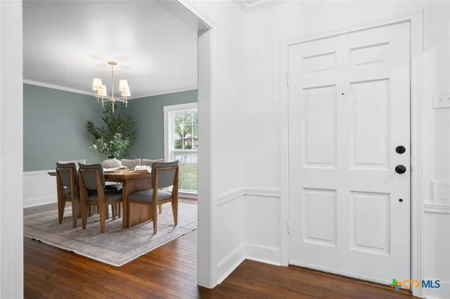 $469,900 | 615 West Royal Avenue, Temple, TX 76501