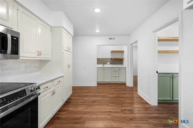 $469,900 | 615 West Royal Avenue, Temple, TX 76501