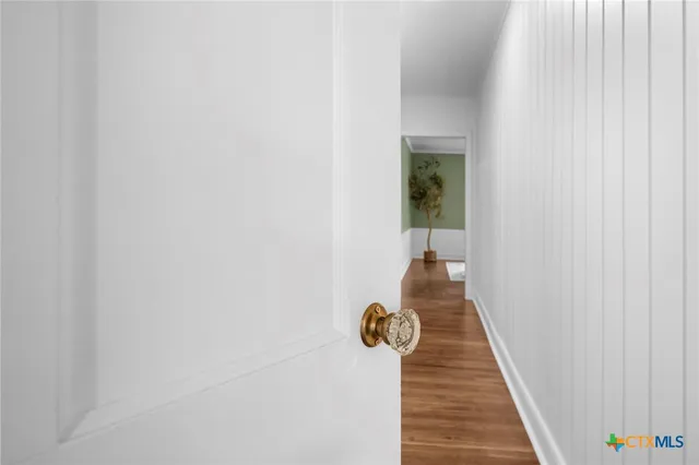 $469,900 | 615 West Royal Avenue, Temple, TX 76501