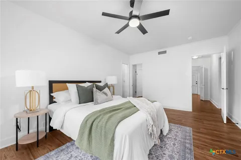 $459,900 | 615 West Royal Avenue, Temple, TX 76501