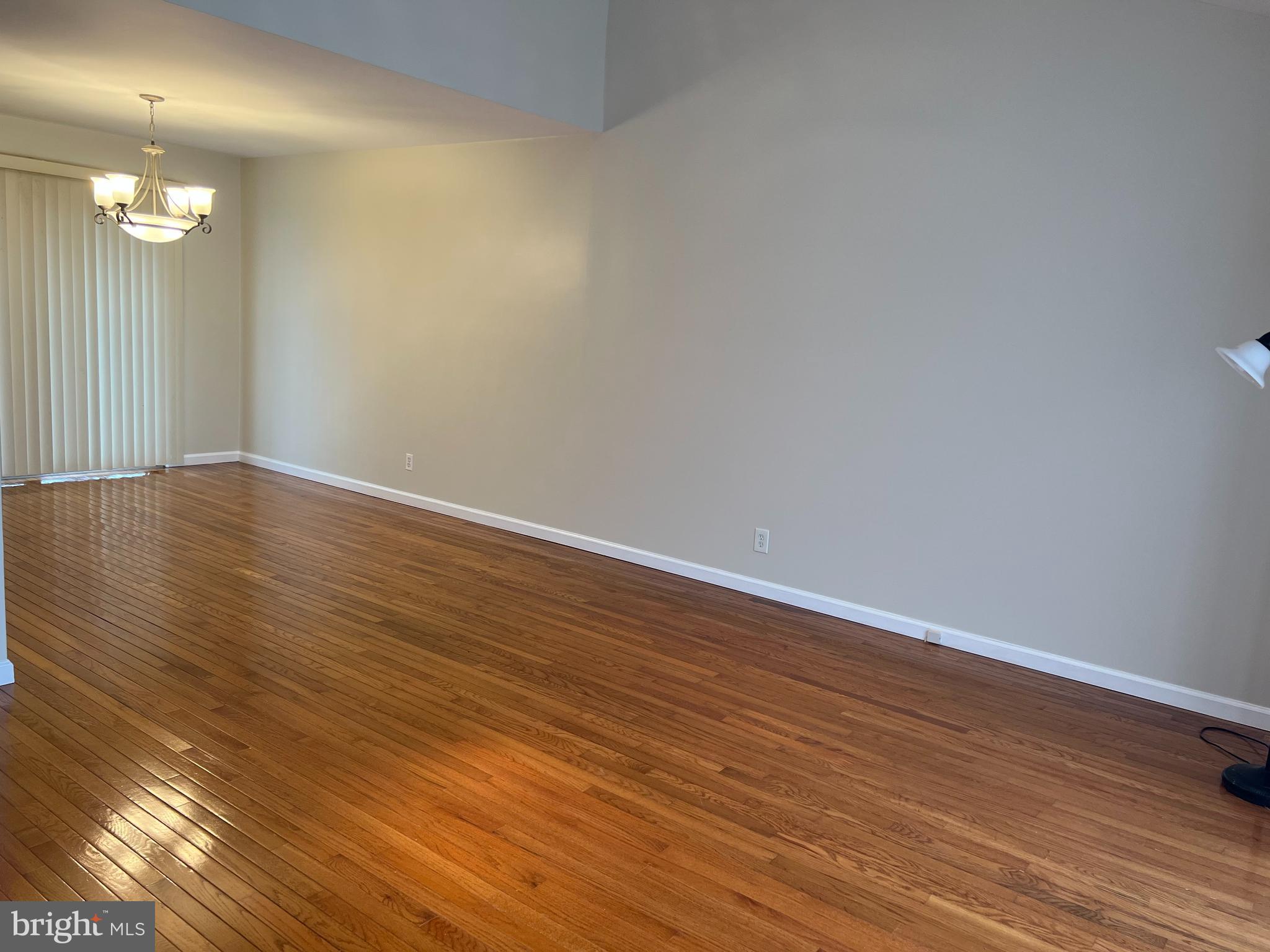 1025 Alpena Road Philadelphia, PA 19115 - Photo 13 of 59