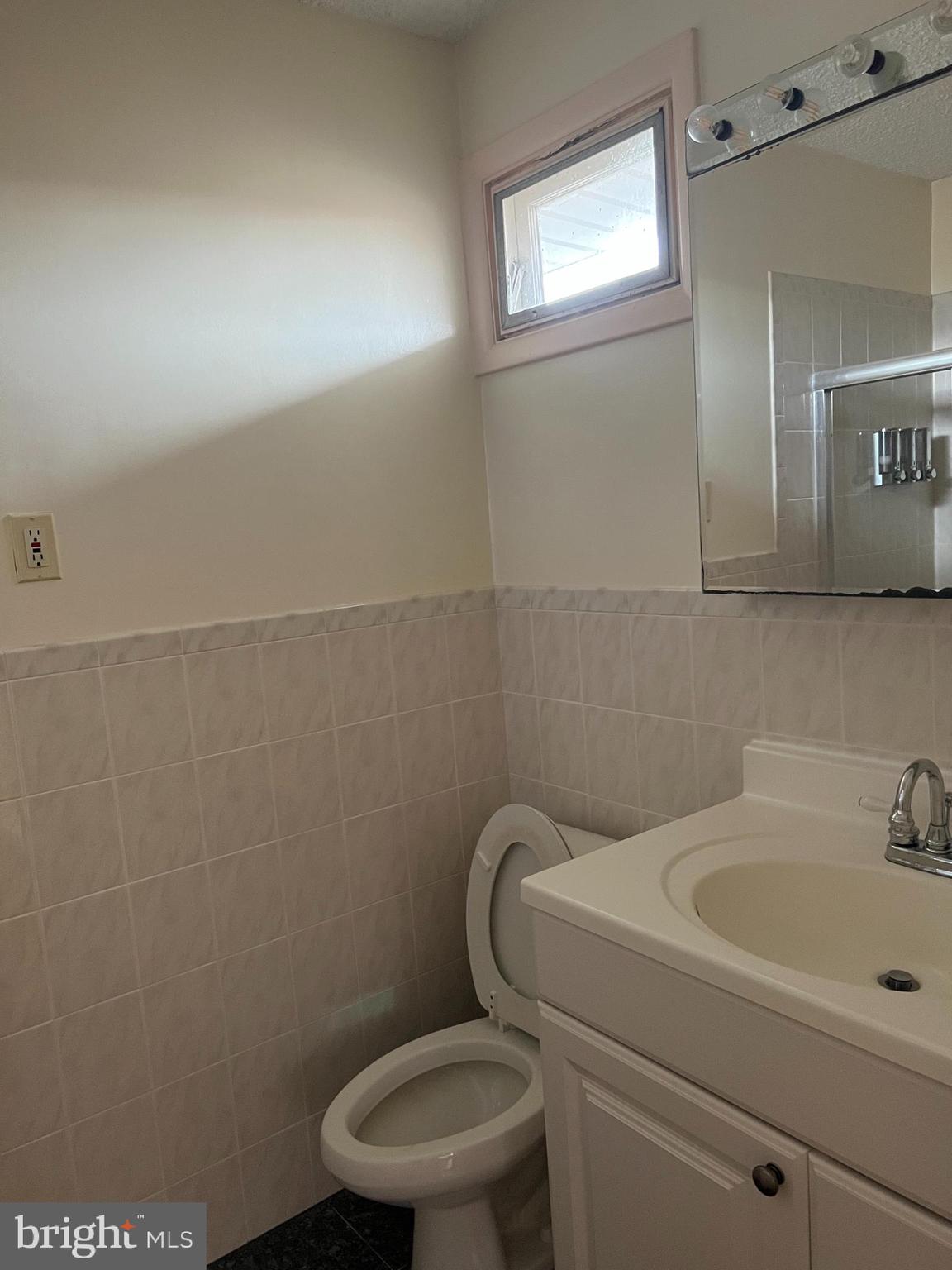 1025 Alpena Road Philadelphia, PA 19115 - Photo 31 of 59