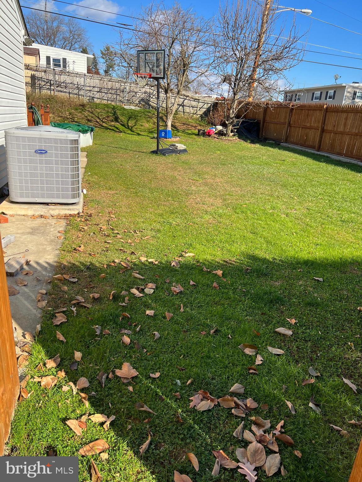 1025 Alpena Road Philadelphia, PA 19115 - Photo 4 of 59