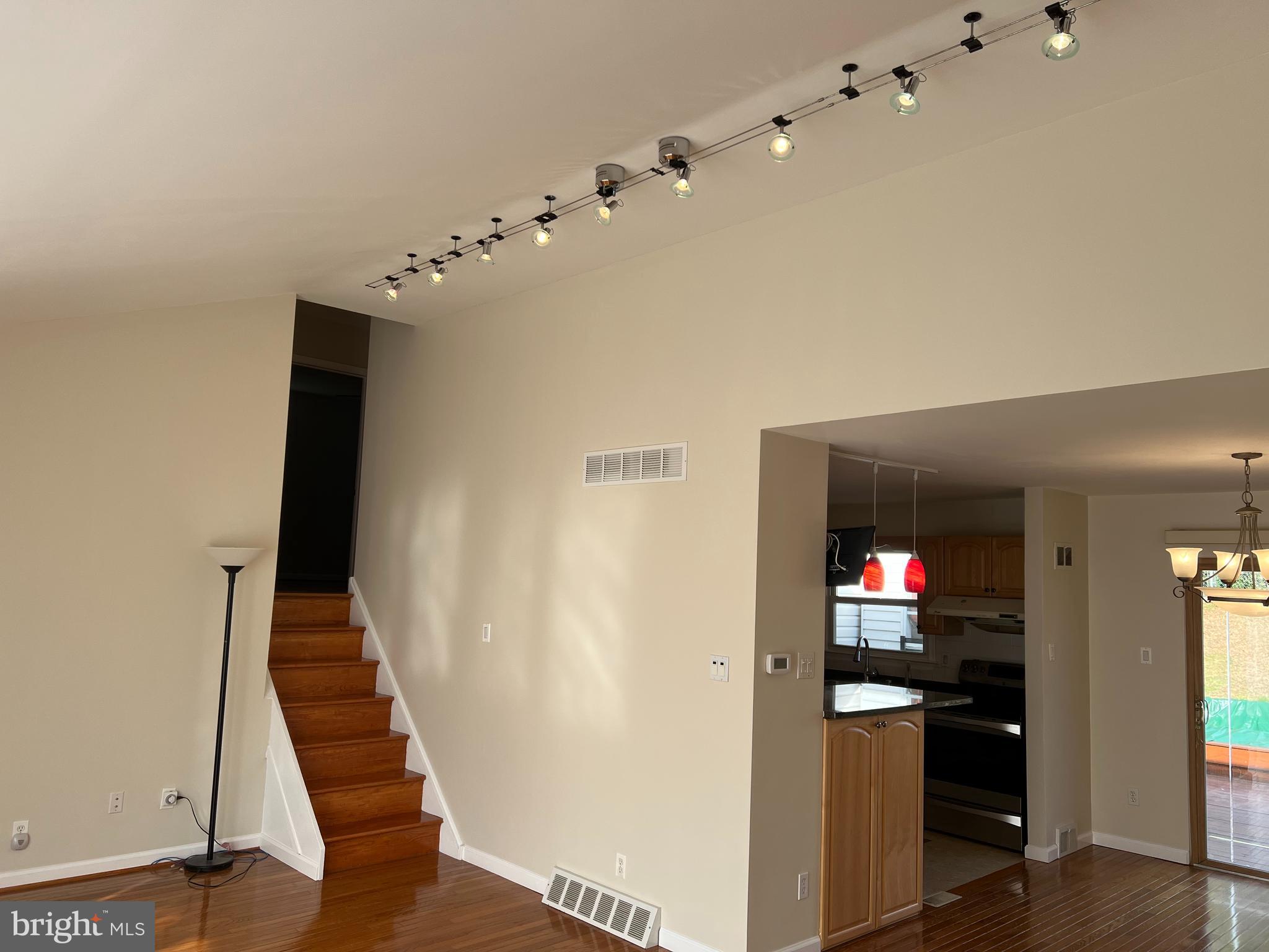 1025 Alpena Road Philadelphia, PA 19115 - Photo 58 of 59