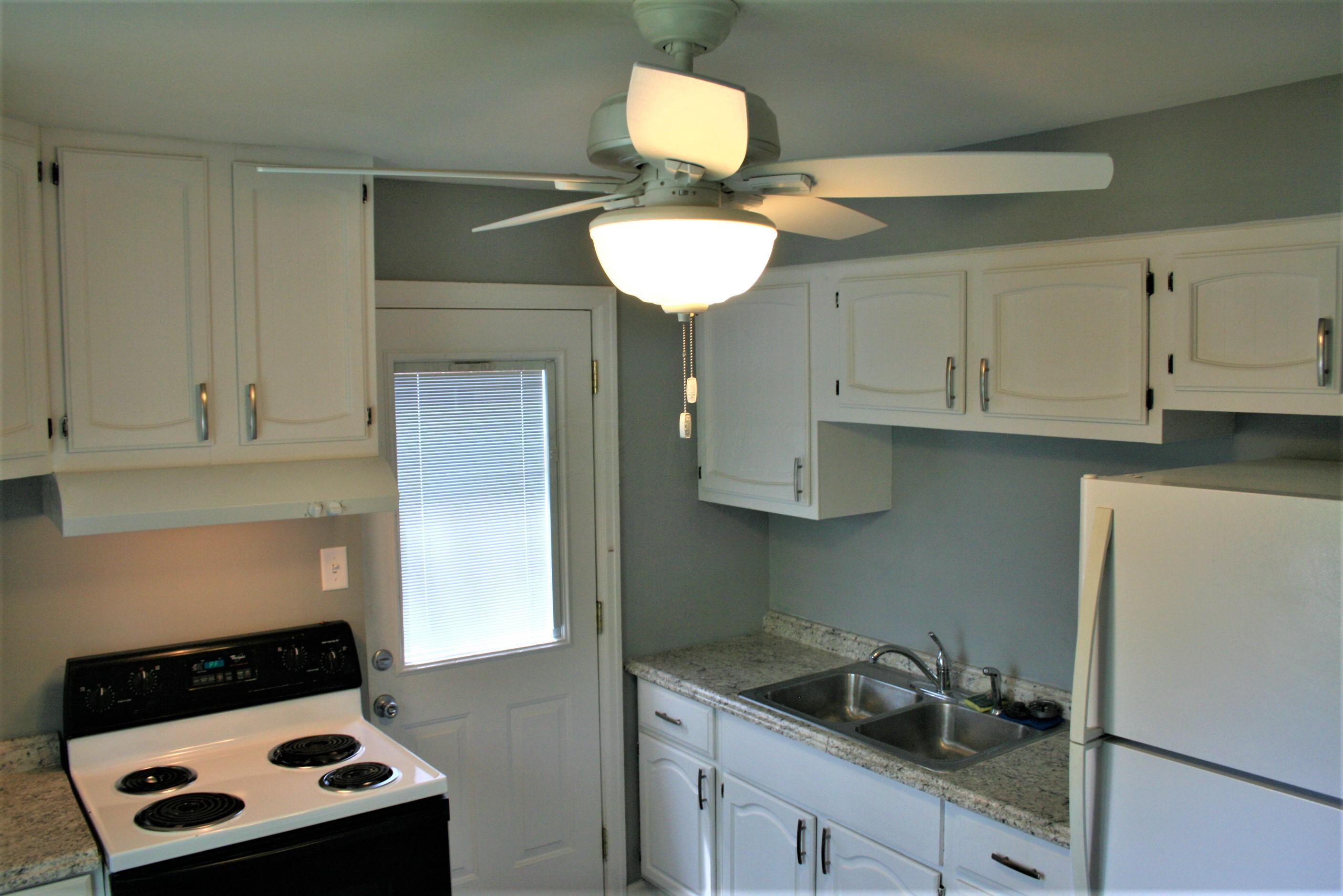 1161 Lockbourne Road Columbus, OH 43206 - Photo 6 of 32