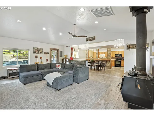 $799,500 | 4340 Klm Drive, Mount Hood Parkdale, OR 97041