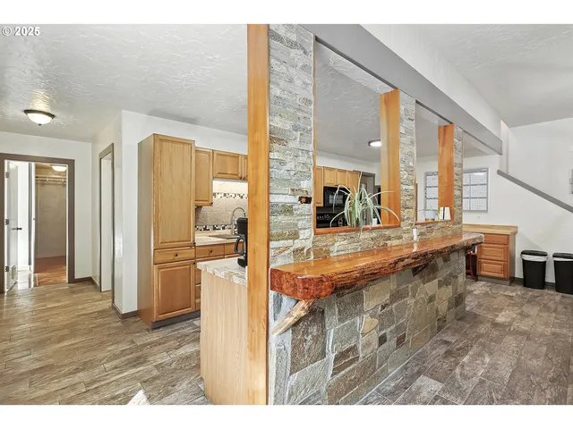 $799,500 | 4340 Klm Drive, Mount Hood Parkdale, OR 97041