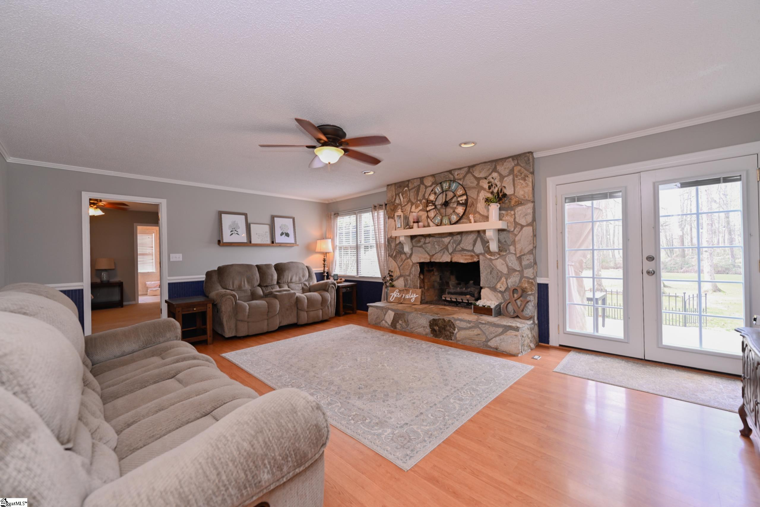 104 Wellington Road Easley, SC 29642 - Photo 5 of 33 Gallery Image 5