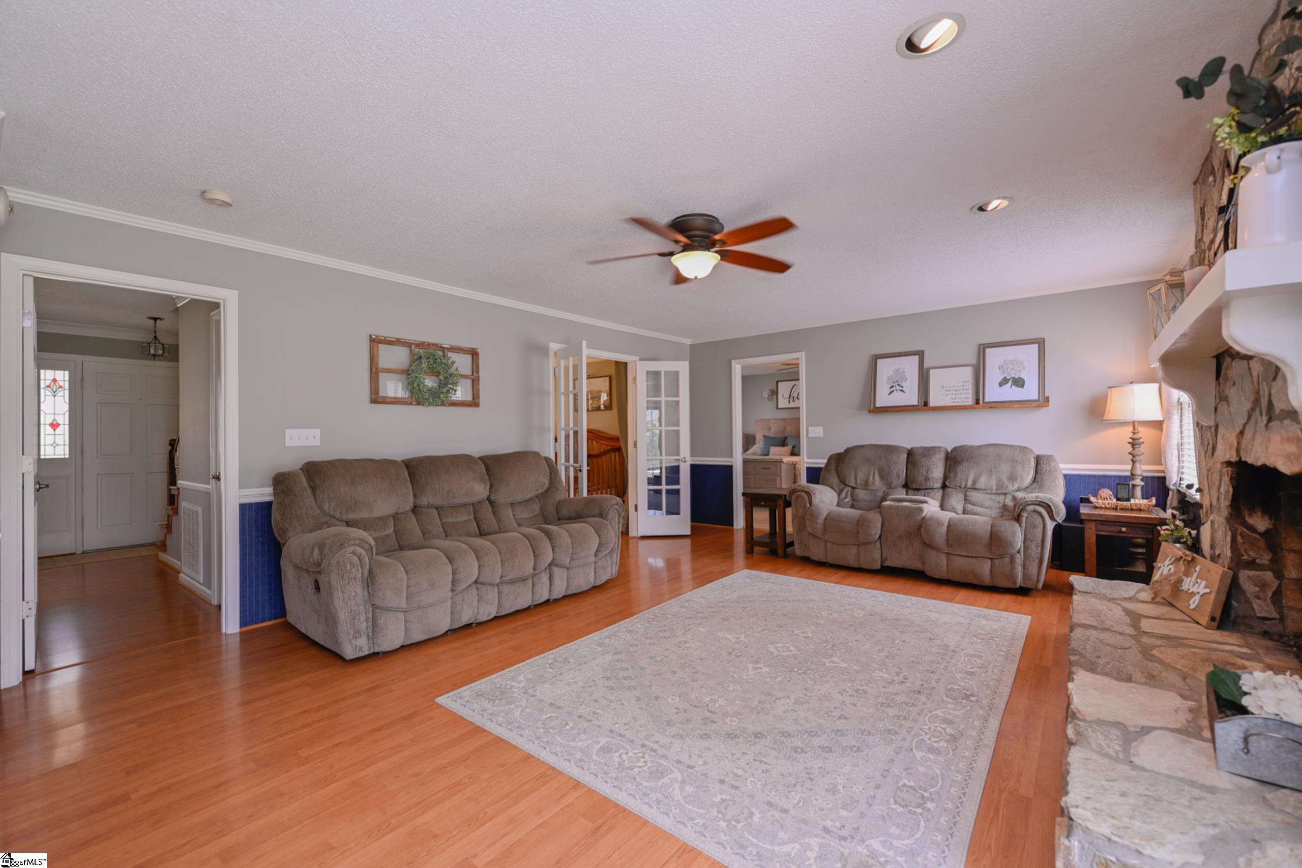 104 Wellington Road Easley, SC 29642 - Photo 6 of 33 Gallery Image 6