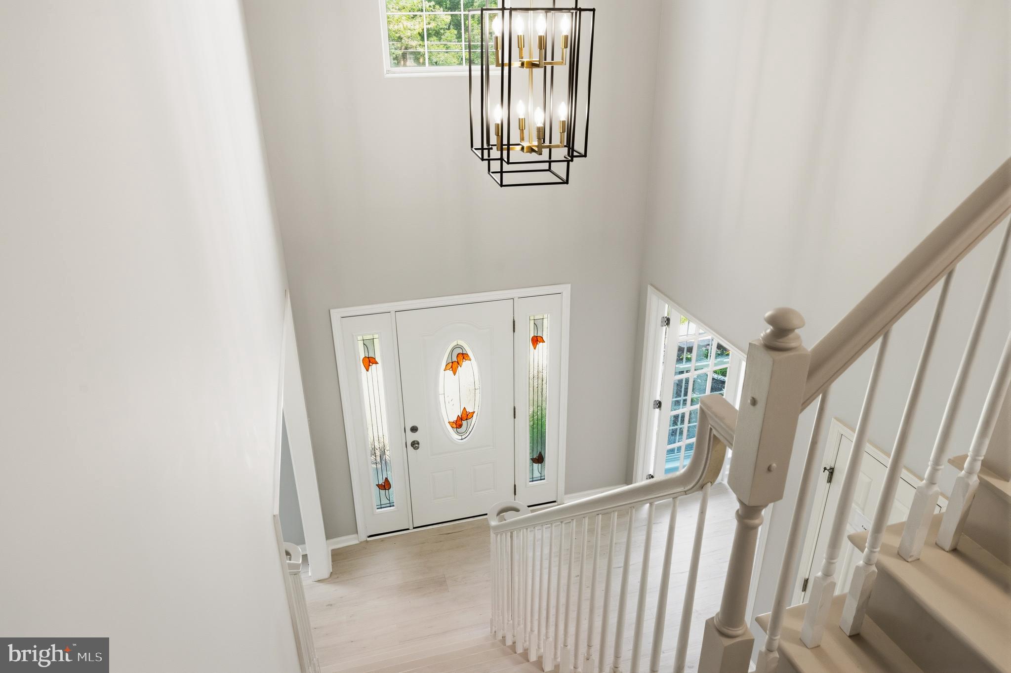 6733 Catskill Road Lorton, VA 22079 - Photo 8 of 62 High Ceiling in the Foyer