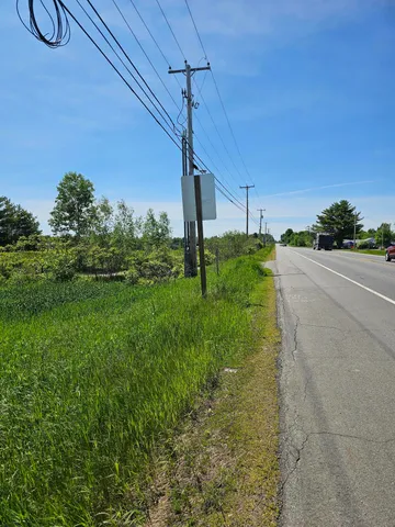 $279,000 | 1 Main Street, Palmyra, ME 04965
