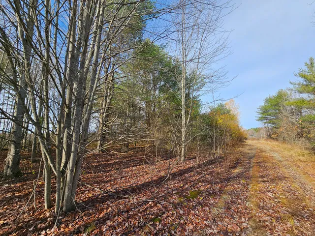 $279,000 | 1 Main Street, Palmyra, ME 04965