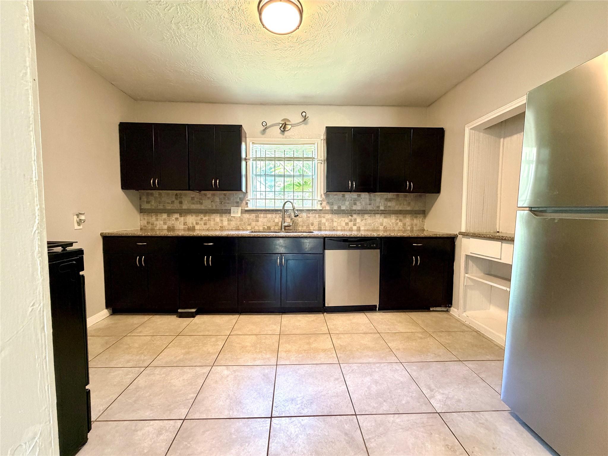 7120 Goforth Street Houston, TX 77021 - Photo 7 of 12