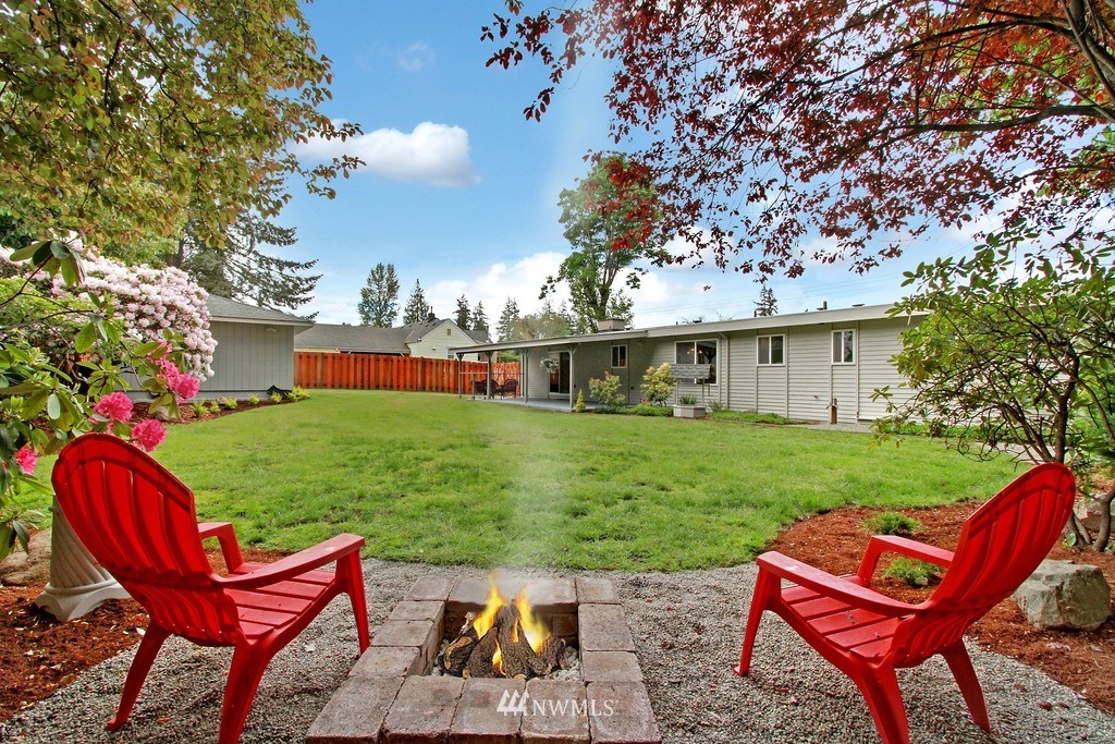 11012 148th Avenue Southeast Renton, WA 98059 - Photo 14 of 18 Gallery Image 14