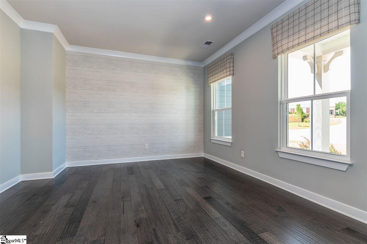 200 Edwin Ellis Drive Greer, SC 29651 - Photo 2 of 36 Gallery Image 2
