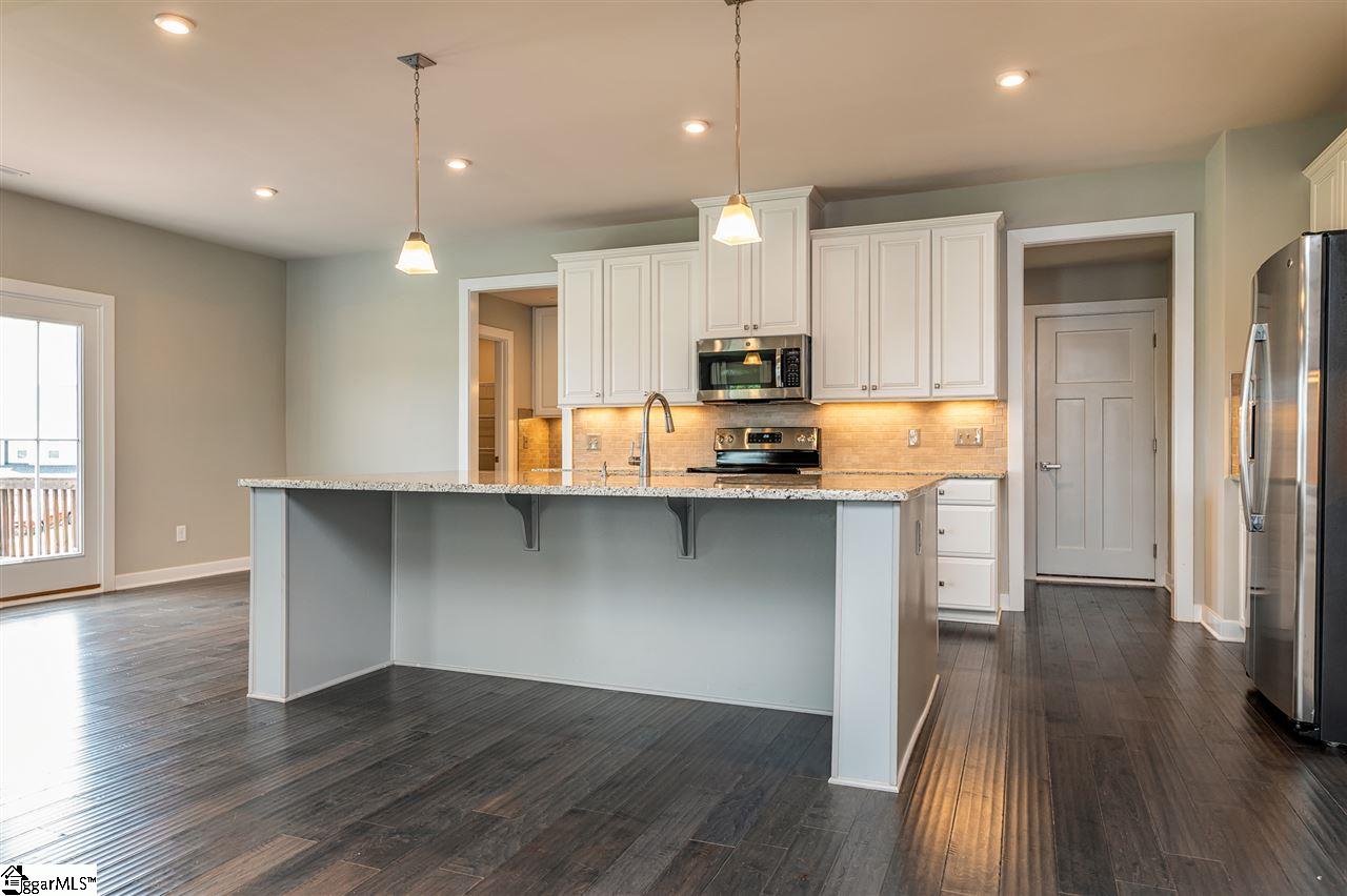 200 Edwin Ellis Drive Greer, SC 29651 - Photo 11 of 36 Gallery Image 11