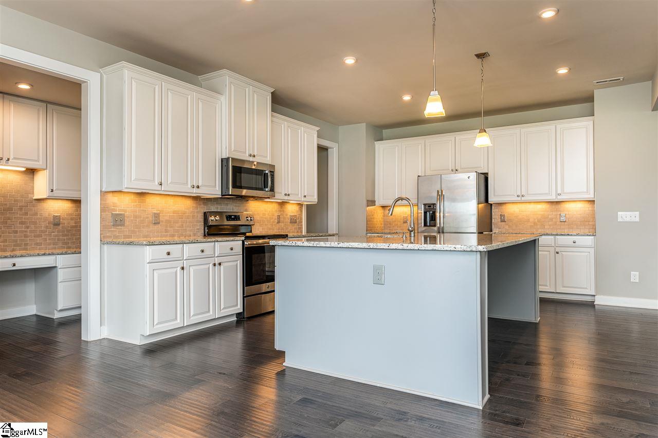 200 Edwin Ellis Drive Greer, SC 29651 - Photo 12 of 36 Gallery Image 12